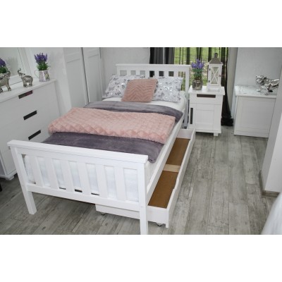 Dřevěná postel  MD 05 90x200 cm borovice masiv